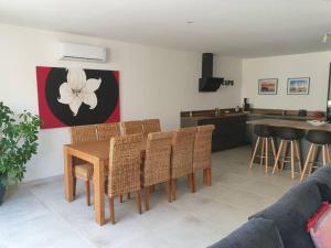 Maisons de vacances Maison de ville standing proche mer : photos des chambres