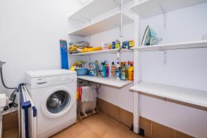 AM beach apartment