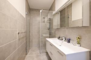 Elegance Studio Apartments