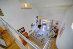 Très bel appartement Climatisé Terrasse et Vue Mer