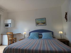 B&B / Chambres d'hotes Chambres d'hotes La Gardie : photos des chambres