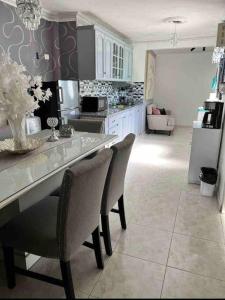 Malecon View, Zona Colonial