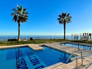 Stunning direct sea views 2 bed apartment at Balcon de Benamádena by Solrentspain Stays