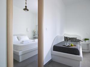 Garifalakis Comfort Rooms Milos Greece