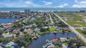 Madeline Lake Oasis Home in Galveston On the Water!
