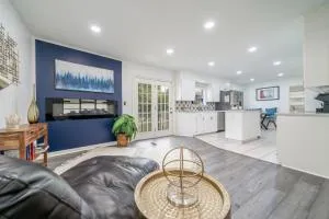 Golden Racehorse - Luxury Mid-Century Modern - Price