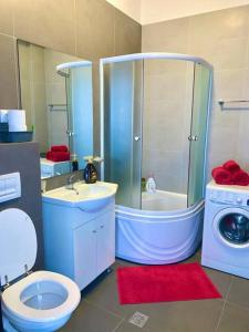 Cityscape Apartment near Palas Mall