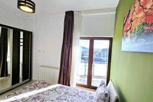 Cityscape Apartment near Palas Mall