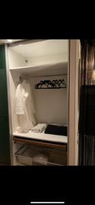 OWN ROOM WITH BIG BED IN A BIG HOUSE!