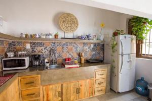 Casa Colonial Remodelada En El Barrio De Santa Ana