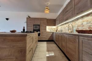 Luxury en-suite Double. Beach-house with Sea Views