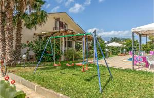 Nice Apartment In Kaukana With Kitchen