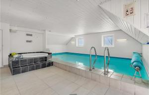 Lovely Home In Fanø With Kitchen