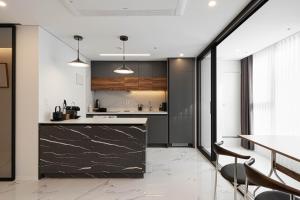 Phòng Gia đình 2 phòng ngủ (2-Bedroom Family Unit)