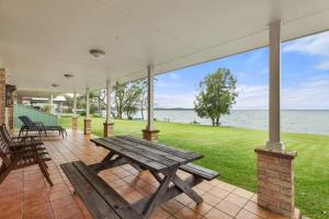 Island View by Experience Jervis Bay
