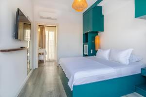 777 Alaçatı Adults only