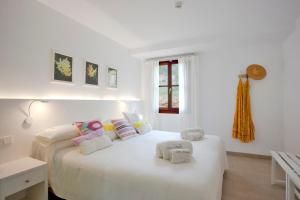 Deluxe One-Bedroom Apartment room in Agroturismo Son Samà