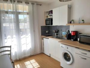 Appartements La Maison d'Eugenie avec sa vue sur les falaises : photos des chambres