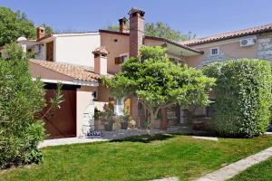 Angelika in Grabri - Haus für 6-8 Personen