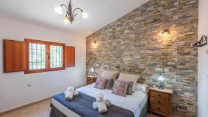 Villa Virginia Arenas by Ruralidays