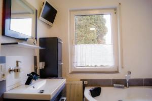 Schöne Wohnung Kleiner Onkel auf idyllischem Reiterhof nahe Burg Eltz