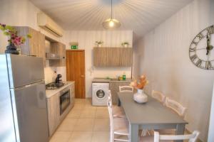 2bedroom with large terrace in Paceville JPOR1-1