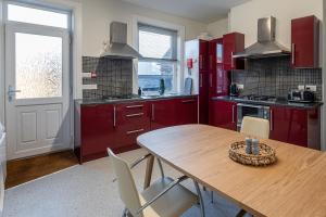 Stunning 5 Bedroom 5 En-Suite Victorian House in Harrogate