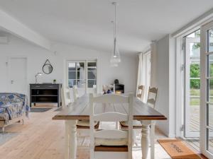 Holiday Home Selina - 600m from the sea in Sealand by Interhome