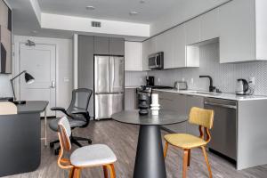 Emeryville 1br w ac wd nr shops SFO-1028