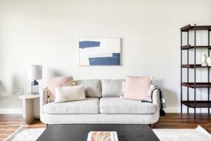 Santa Clara 1BR w WD Gym SFO-834