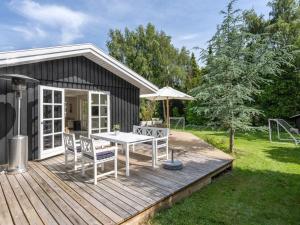 Holiday Home Kaino - 700m from the sea by Interhome