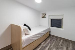 Casa rural con piscina privada, barbacoa, WIFI y parking incluido