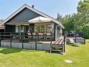 Holiday Home Aage - 300m to the inlet by Interhome