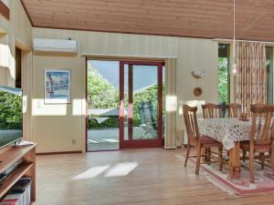 Holiday Home Norwin - 250m from the sea by Interhome