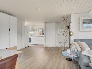 Holiday Home Helmina - 125m from the sea by Interhome