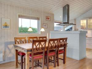 Holiday Home Dolores - 100m from the sea by Interhome