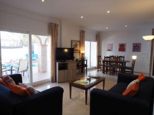 Nerja Paradise Rentals - Villa Las Dalias
