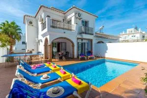 Nerja Paradise Rentals - Villa Las Palomas - Nerja