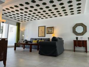 Nerja Paradise Rentals - Villa Perla