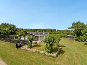 Holiday Home Nilias - 400m to the inlet by Interhome - Humlum