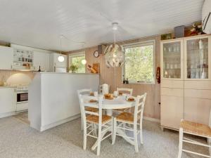 Holiday Home Joan - 200m to the inlet in Western Jutland by Interhome