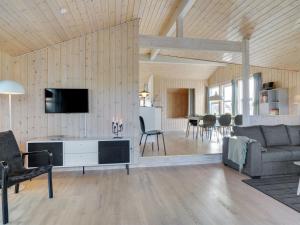 Holiday Home Marissa - 200m from the sea by Interhome