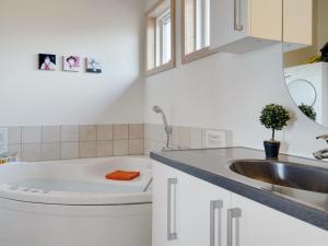 Holiday Home Tecumseh - 150m from the sea by Interhome