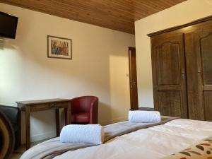 Chalets Le Hameau de Campan : photos des chambres