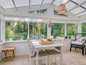 Holiday Home Arnborg - 2km from the sea by Interhome