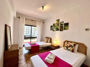 Vilamoura Palm Tree With Pool by Homing