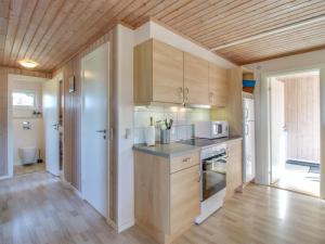 Holiday Home Yanne - 400m from the sea by Interhome