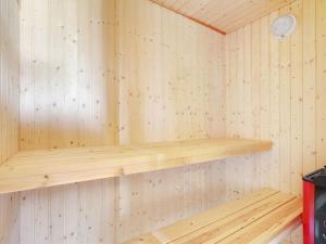 Holiday Home Tjarko - 150m from the sea by Interhome