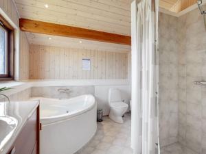 Holiday Home Tjarko - 150m from the sea by Interhome