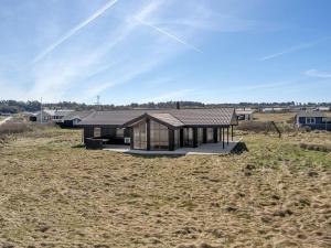 Holiday Home Tjarko - 150m from the sea by Interhome